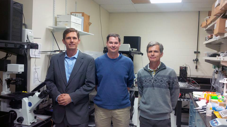 Senator Martin Heinrich visited Keith Lidke's biological imaging lab on November 3