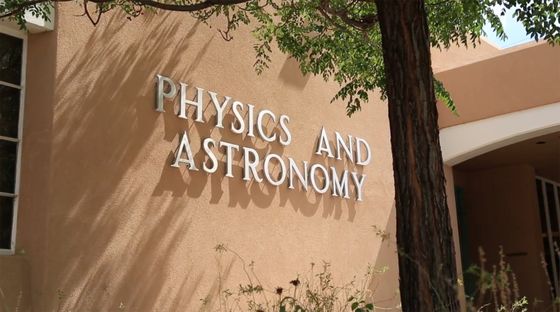 Physics and Astronomy building at Yale and Lomas