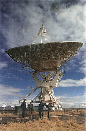 Very Large Array radio antenna